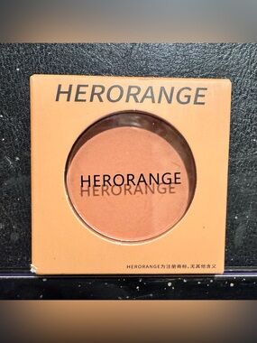 HERORANGE Peachy Pressed Powder Blush
